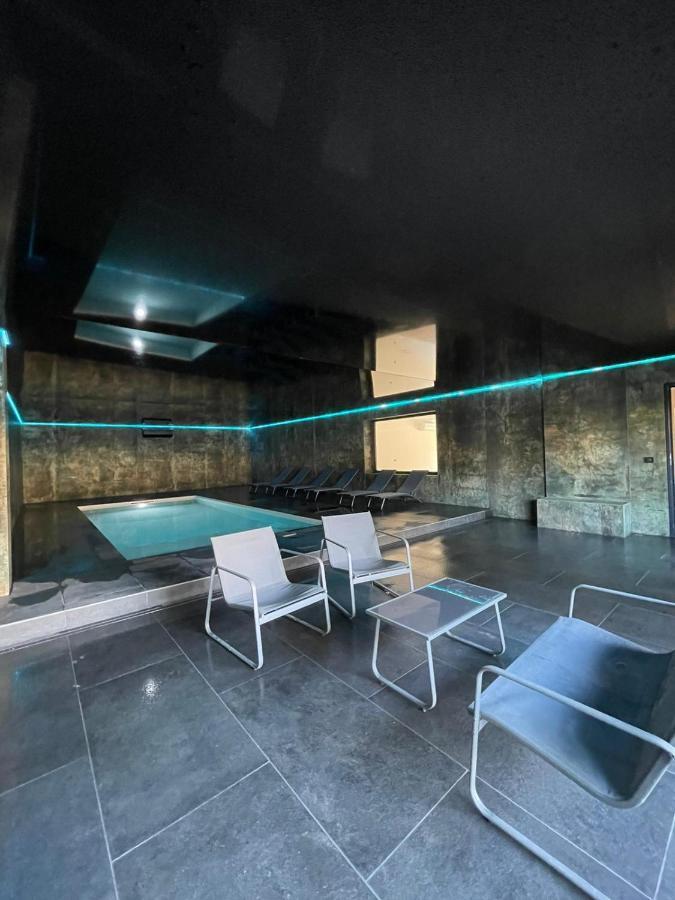 Villa 400M2 Piscine Interieure Tres Calme Агд Экстерьер фото
